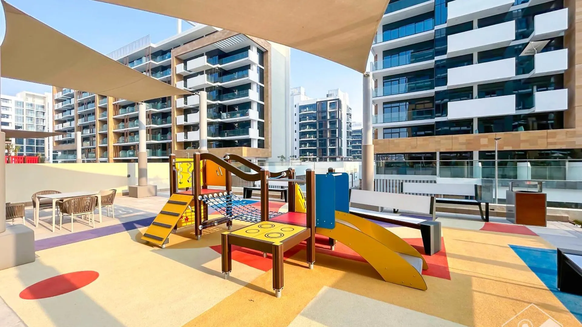 Apartment Bright & Airy Studio With Balcony In Azizi Riviera Dubai