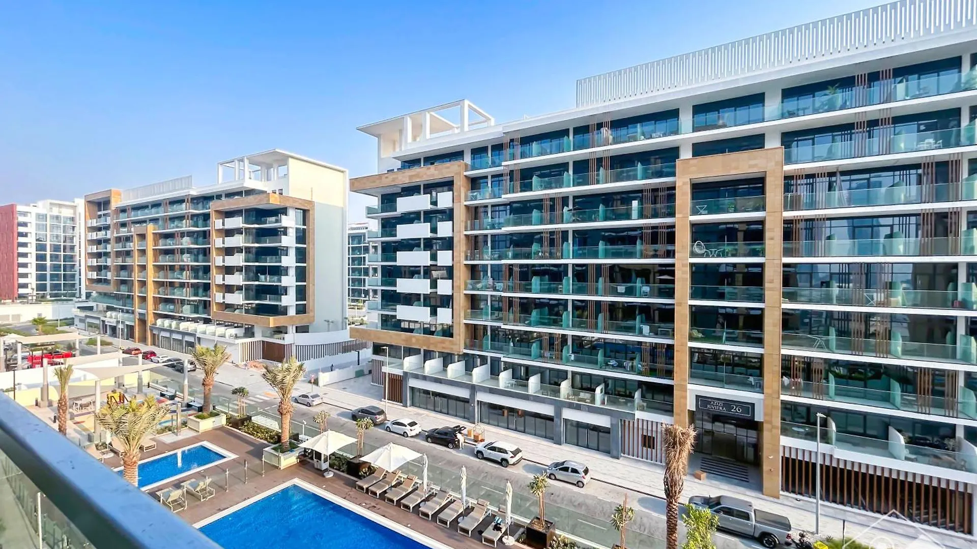 Bright & Airy Studio With Balcony In Azizi Riviera Dubai Apartment